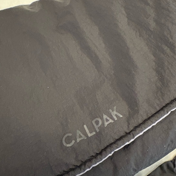 Calpak Stroller Caddy/bag - Picture 7 of 7